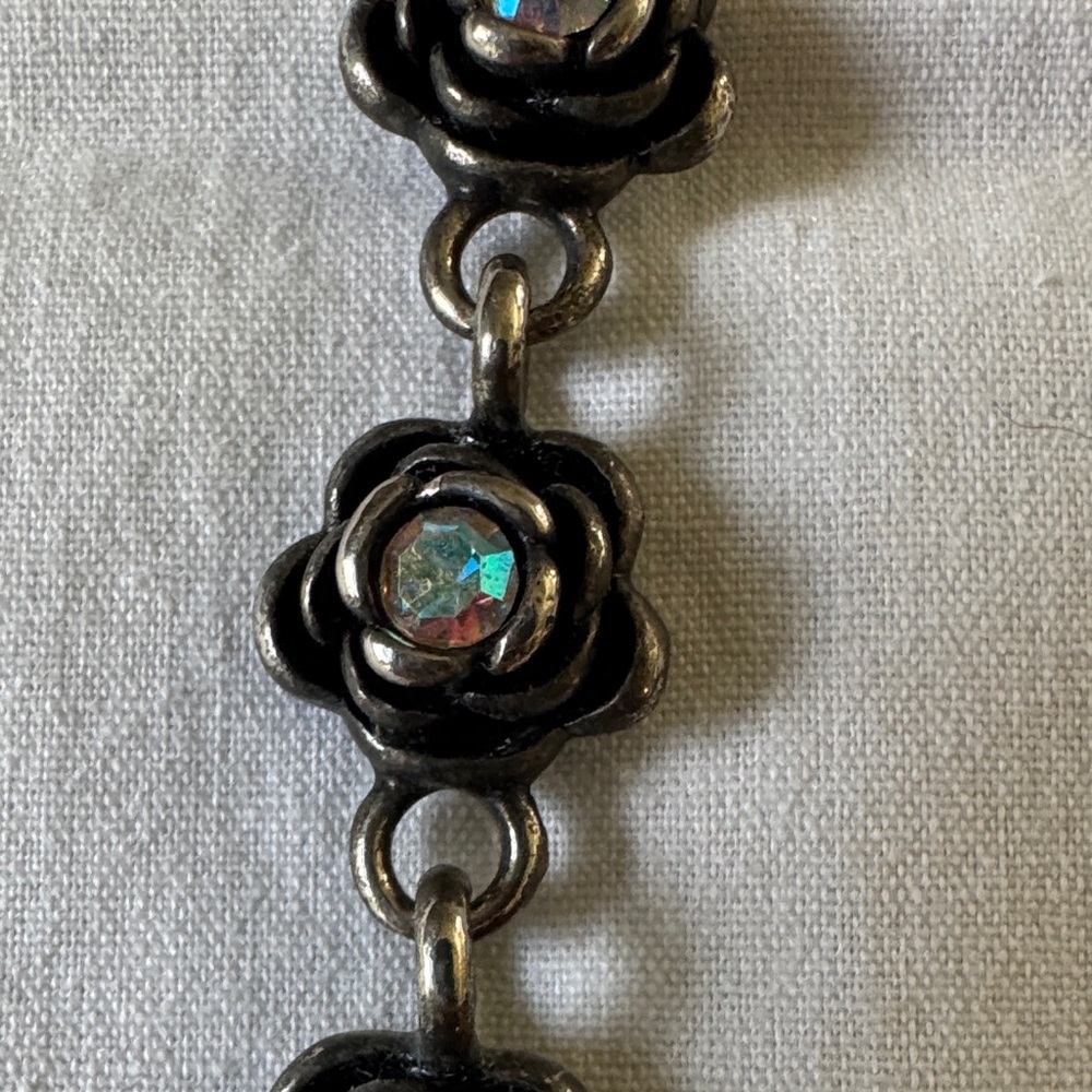 Premier Designs 9 piece lot, black, silver and mixed metal tones - Picture 9 of 10